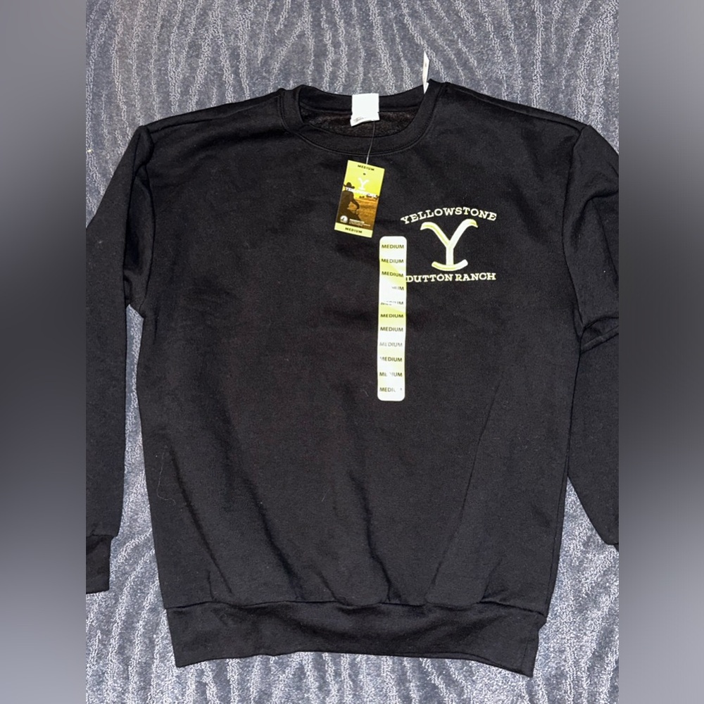 Nwt Yellowstone Dutton Ranch Black Sweatshirt Size Medium